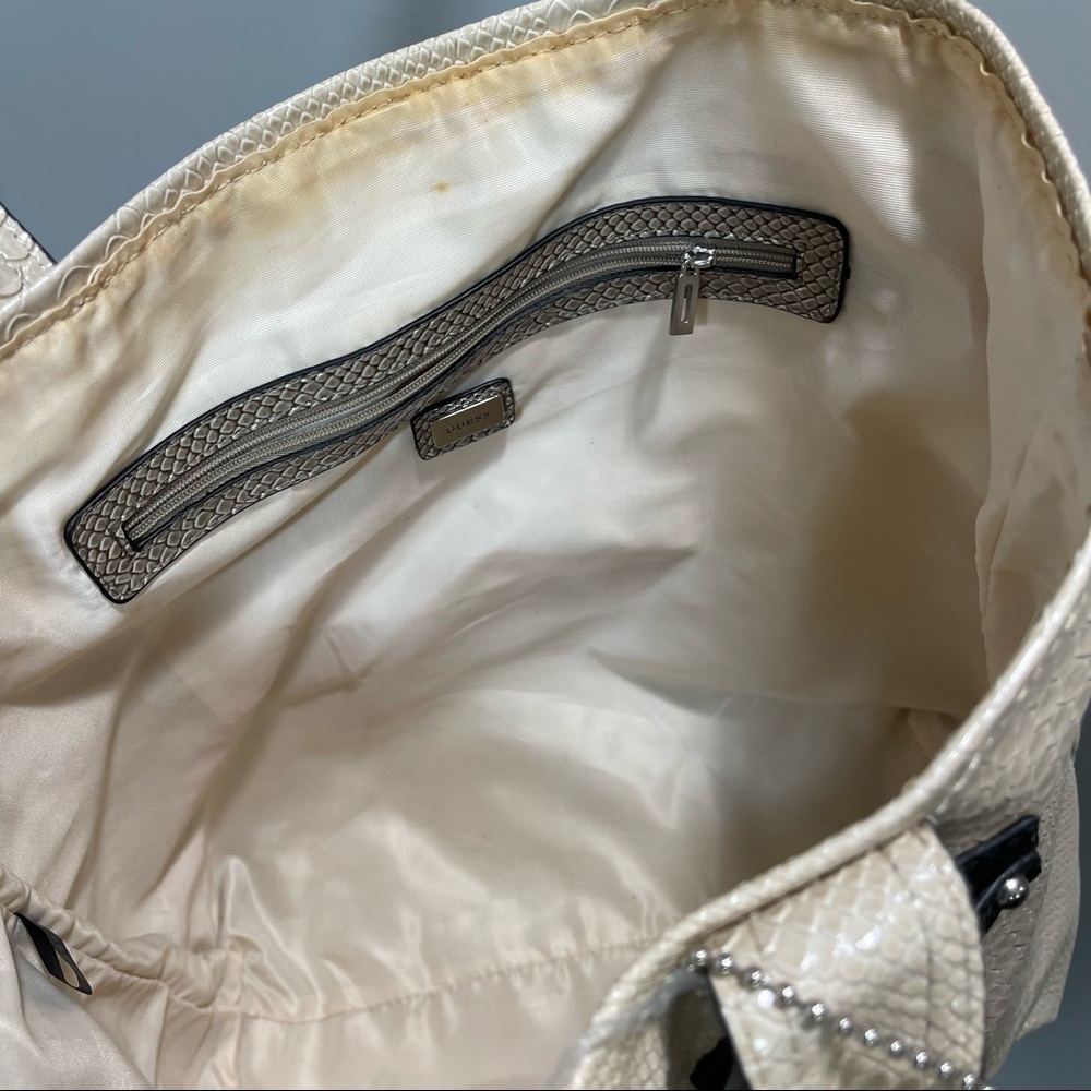 NWT Tote Guess Bag - Picture 10 of 17